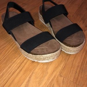 BRAND NEW. Steve Madden espadrille sandals